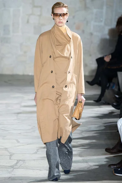 Look 20